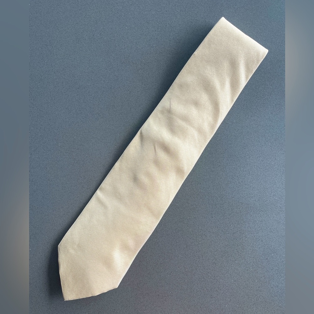 Boss silk tie